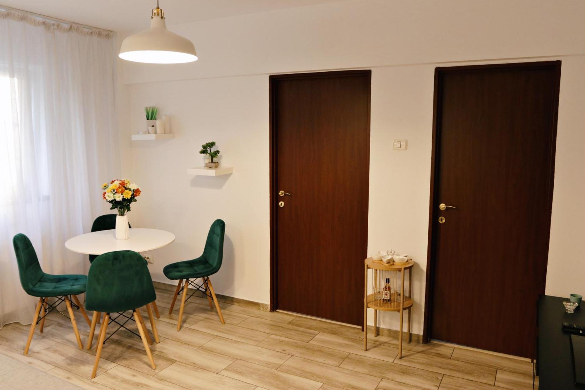 City Base I 2 Bedroom Apt Victoriei Bukarest Exterior foto